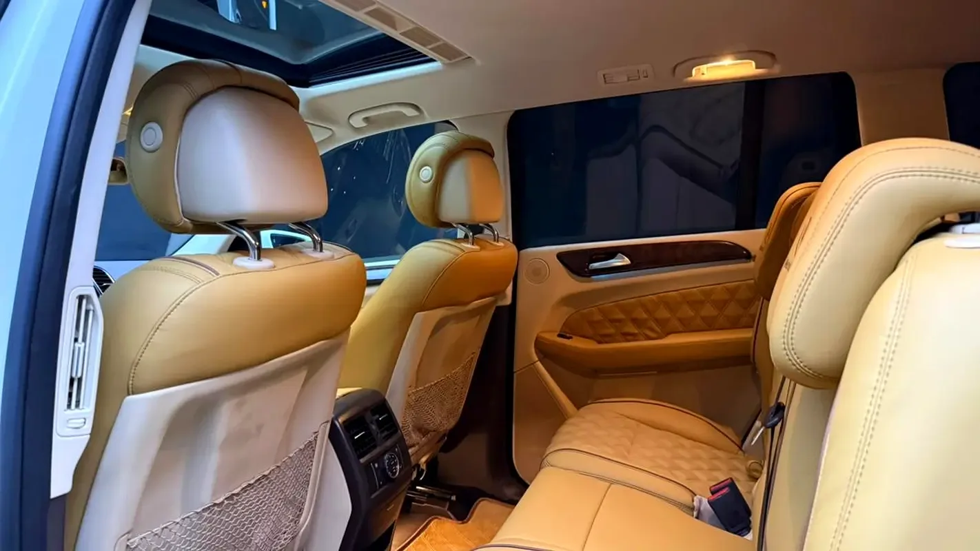 Mercedes-Benz GLS 3.0 AT (367 hp) - 15