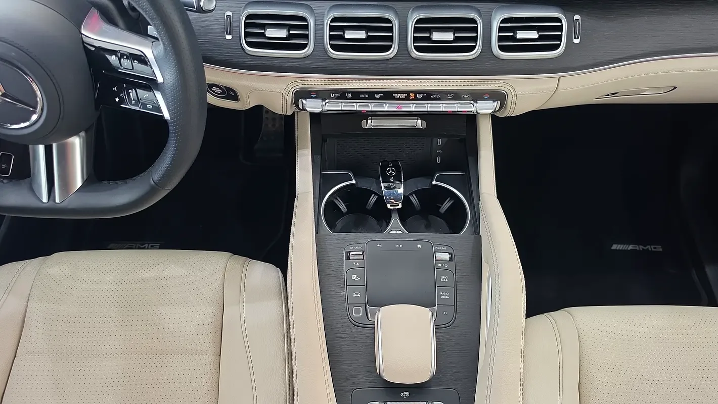 Mercedes-Benz GLS 3.0 AT AWD (367 حصان) - 11