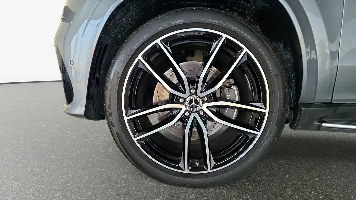 Mercedes-Benz GLS 3.0 AT AWD (367 حصان) - 18