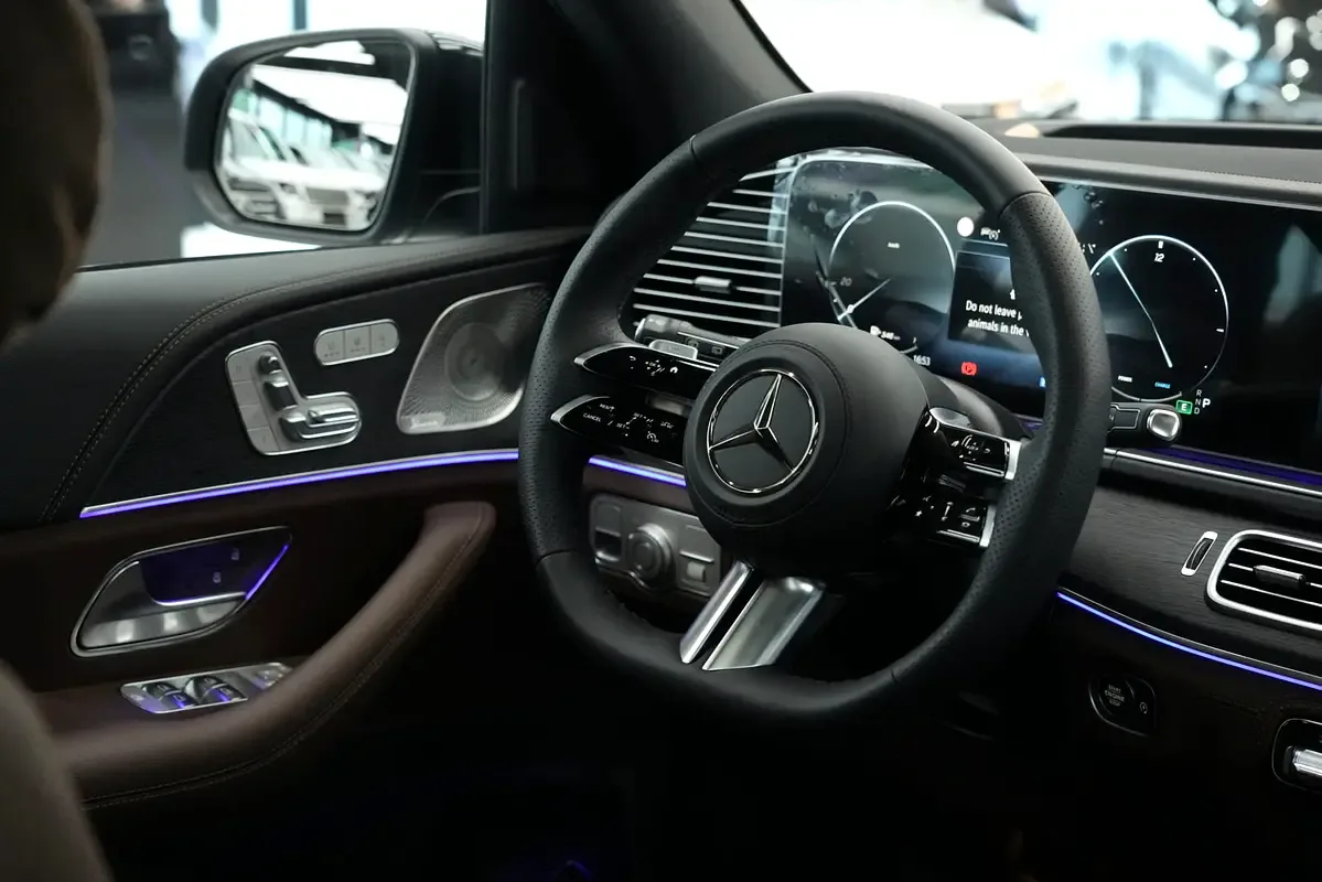 Mercedes-Benz GLS 3.0 AT AWD (367 hp) - 13