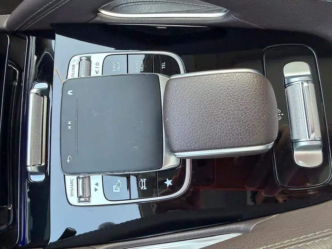 Mercedes-Benz GLS 450 9G-Tronic 4Matic (367 hp) - 9