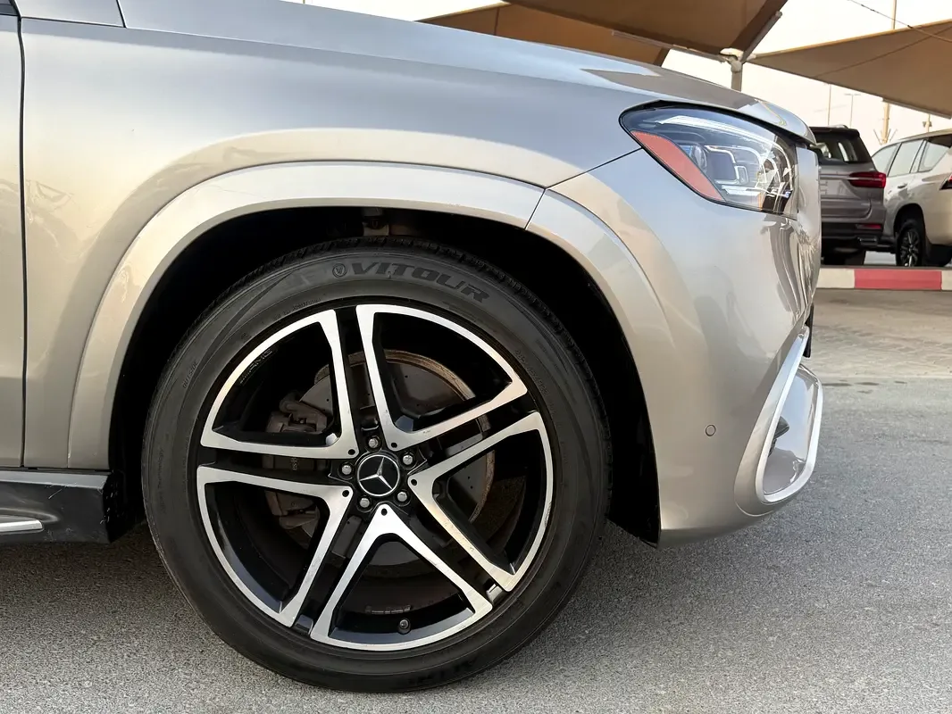 Mercedes-Benz GLS 450 9G-Tronic 4Matic (367 حصان) - 4