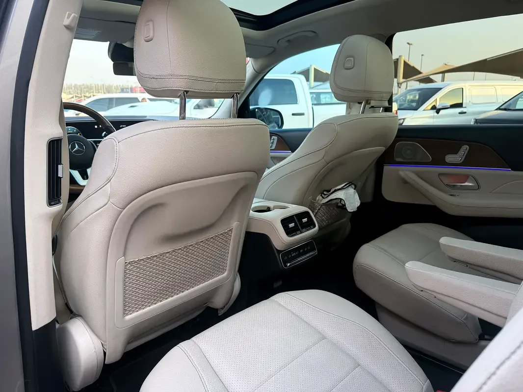 Mercedes-Benz GLS 450 9G-Tronic 4Matic (367 حصان) - 13