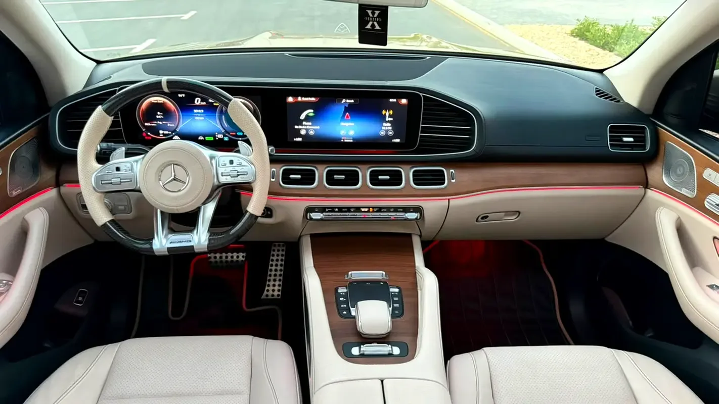 Mercedes-Benz GLS 450 9G-Tronic 4Matic (367 حصان) - 9