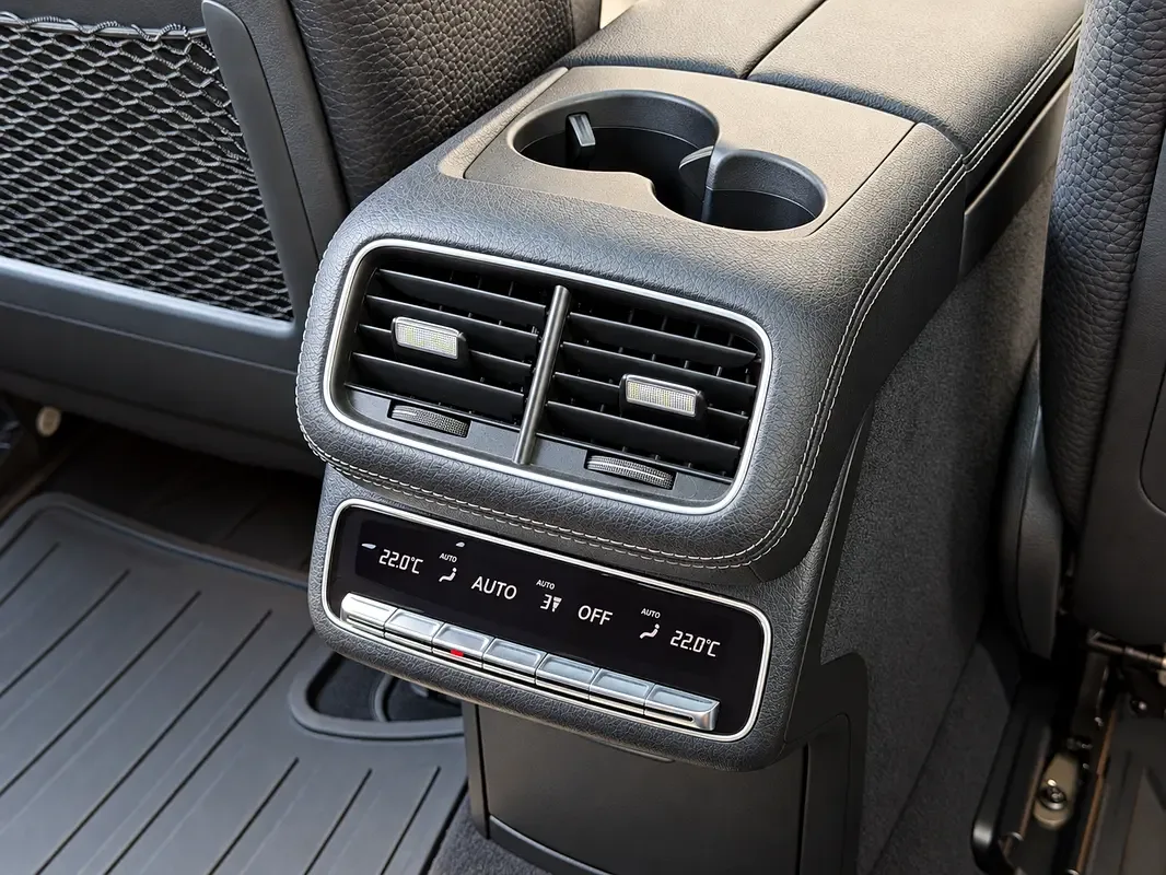 Mercedes-Benz GLS 450 9G-Tronic 4Matic (367 hp) - 19