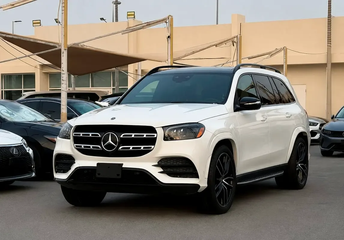 Mercedes-Benz GLS 580 9G-Tronic 4Matic (489 حصان) - 3