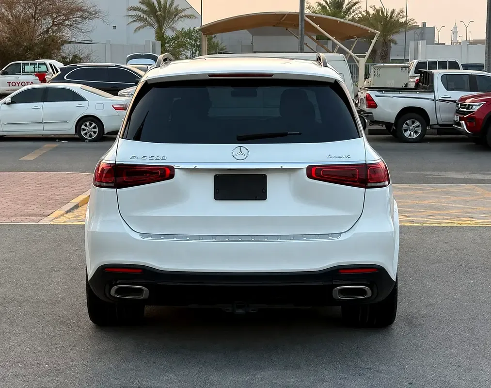 Mercedes-Benz GLS 580 9G-Tronic 4Matic (489 حصان) - 5