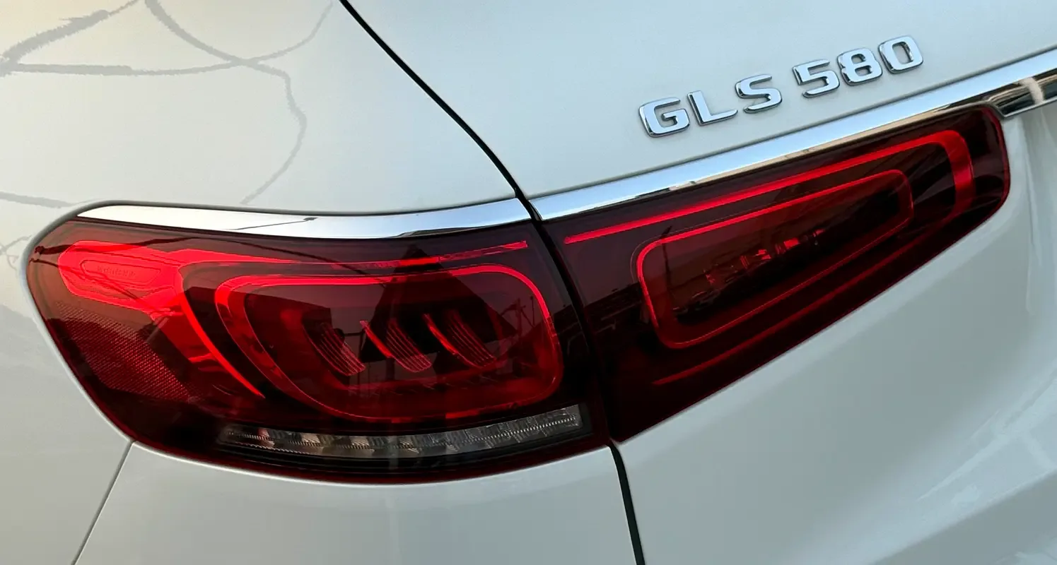 Mercedes-Benz GLS 580 9G-Tronic 4Matic (489 حصان) - 17