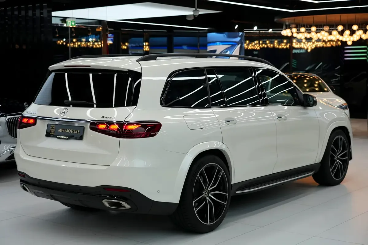 Mercedes-Benz GLS 580 9G-Tronic 4Matic (489 hp) - 4
