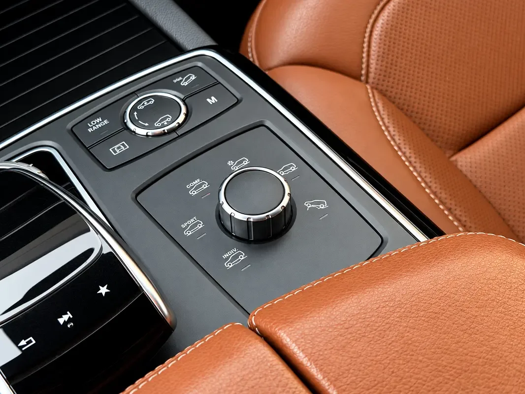 Mercedes-Benz GLS GLS 500 4MATIC 9G-TRONIC (455 hp) - 11