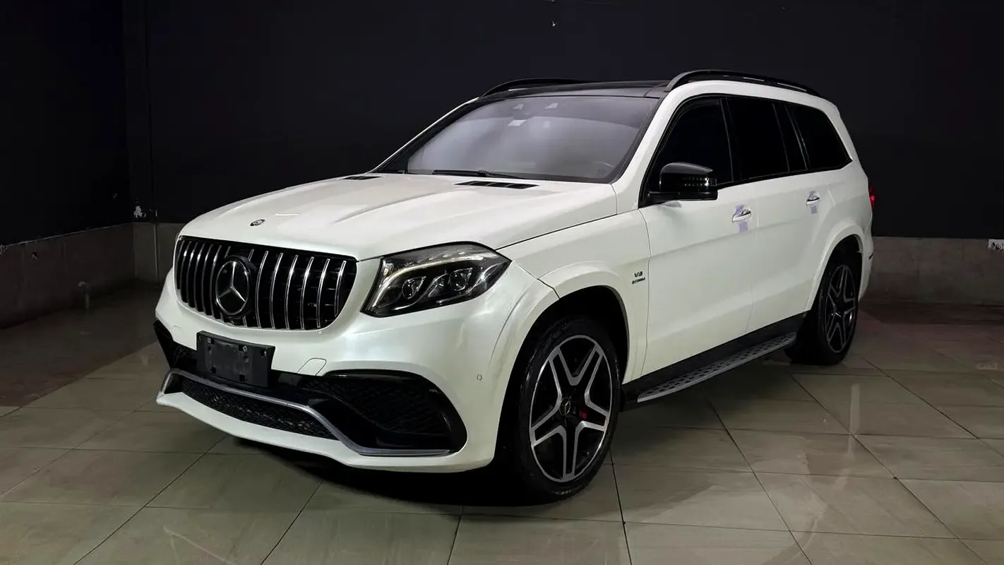 Mercedes-Benz GLS GLS 63 4MATIC 7G-TRONIC PLUS (585 حصان) - 6