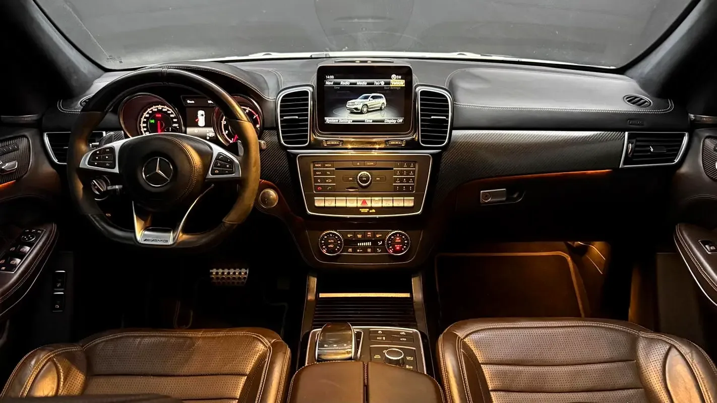 Mercedes-Benz GLS GLS 63 4MATIC 7G-TRONIC PLUS (585 حصان) - 13