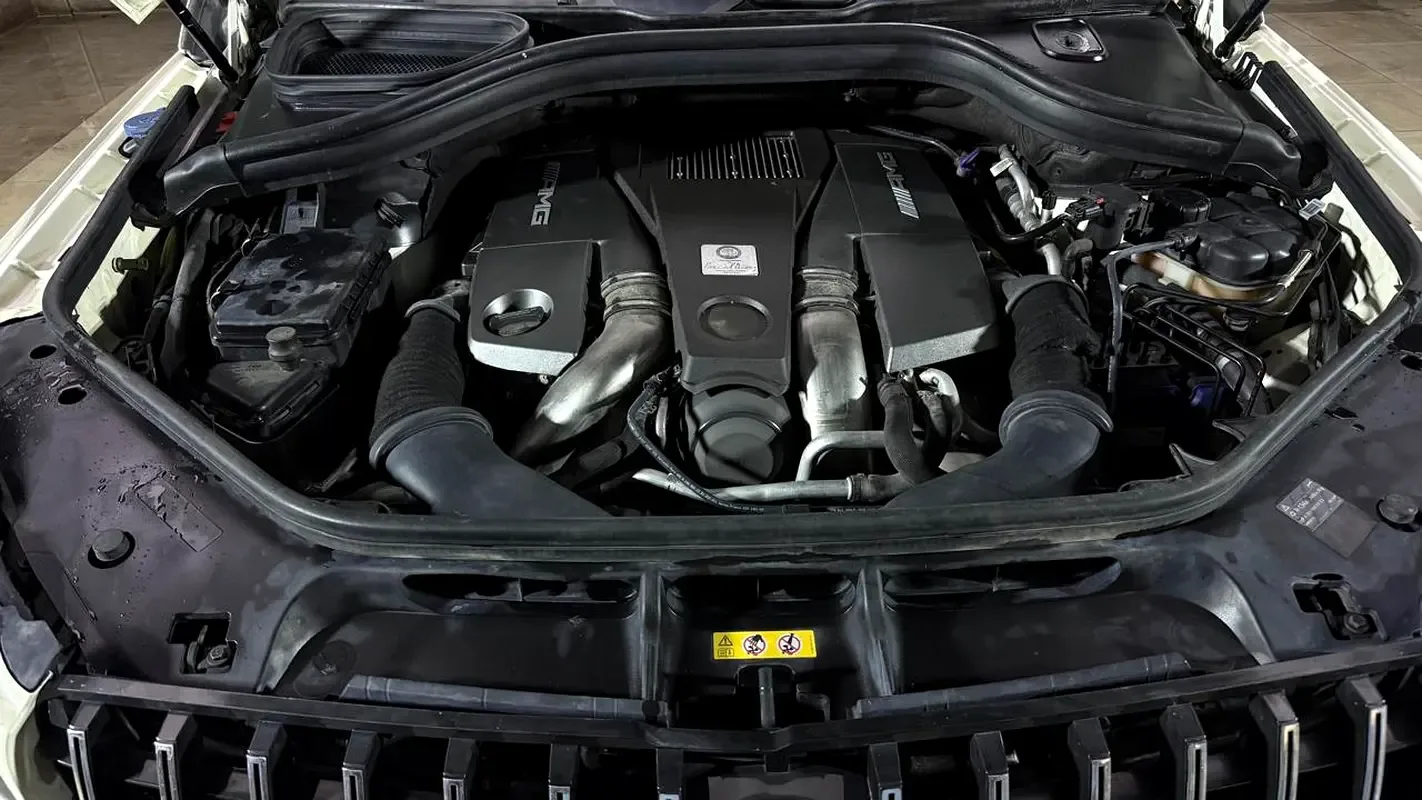 Mercedes-Benz GLS GLS 63 4MATIC 7G-TRONIC PLUS (585 حصان) - 20