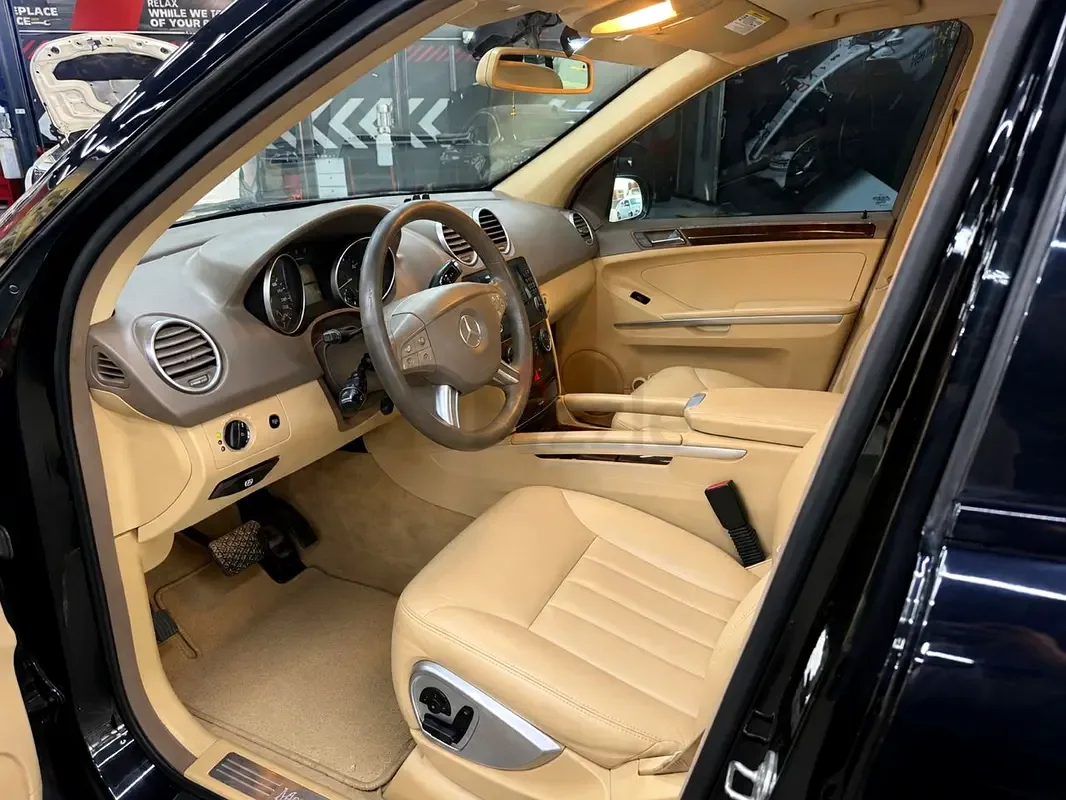 Mercedes-Benz M-Class ML 350 7G-Tronic (272 hp) - 7