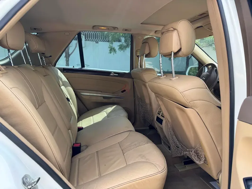 Mercedes-Benz M-Class ML 350 7G-Tronic (272 حصان) - 13