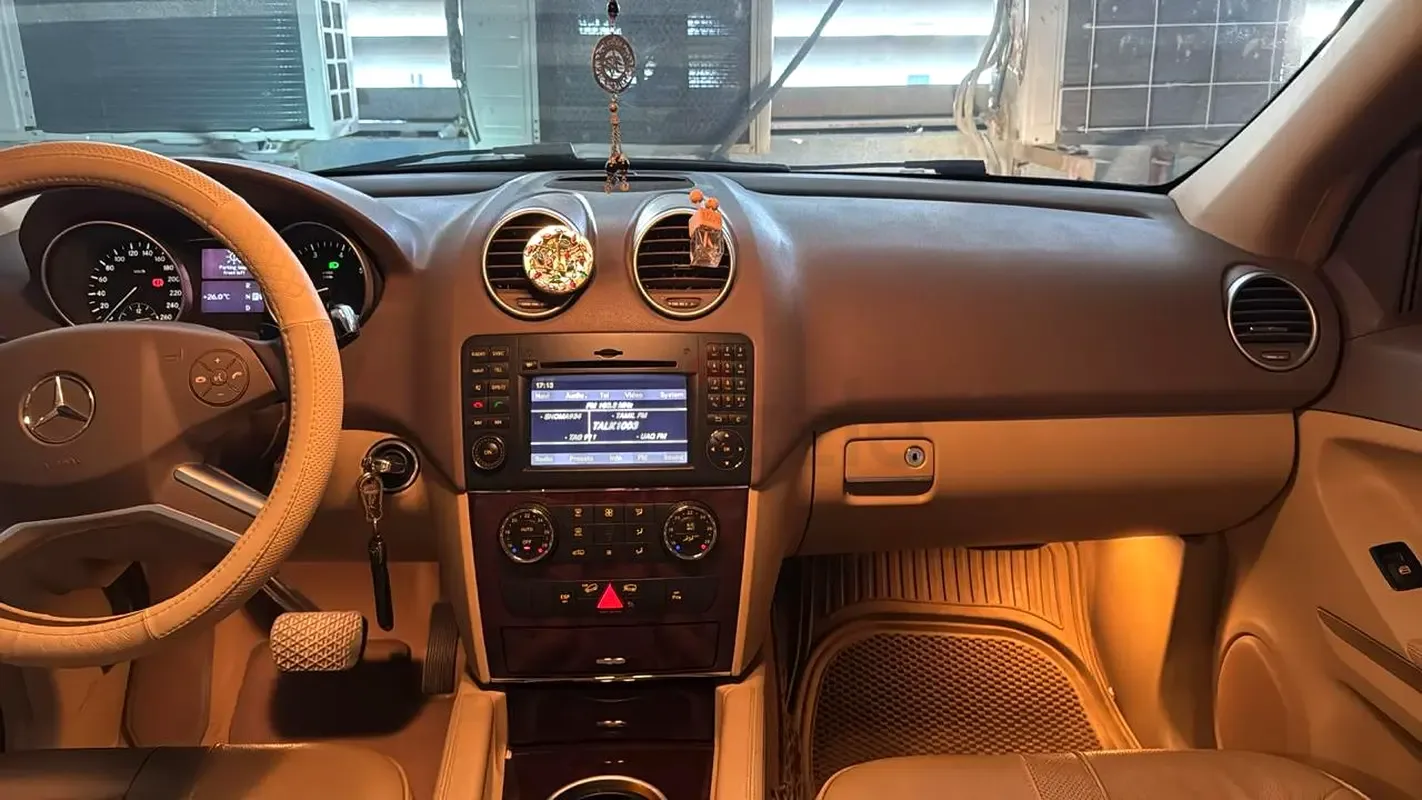 Mercedes-Benz M-Class ML 350 7G-Tronic 4Matic (272 حصان) - 10