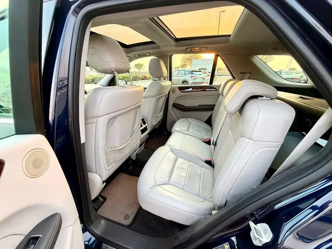 Mercedes-Benz M-Class ML 350 7G-Tronic 4Matic (272 حصان) - 12