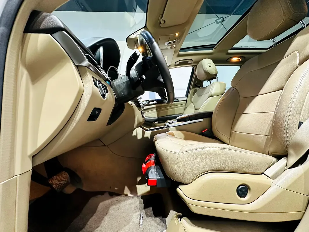 Mercedes-Benz M-Class ML 350 7G-Tronic 4Matic (272 hp) - 10