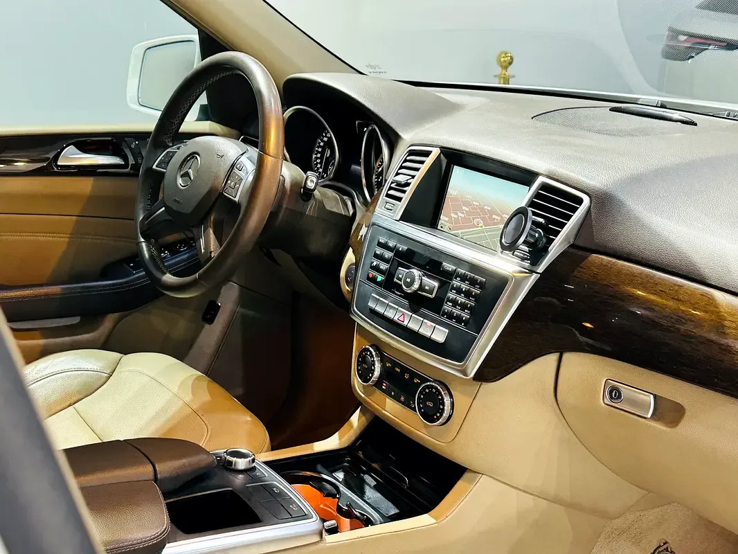 Mercedes-Benz M-Class ML 350 7G-Tronic 4Matic (272 hp) - 18