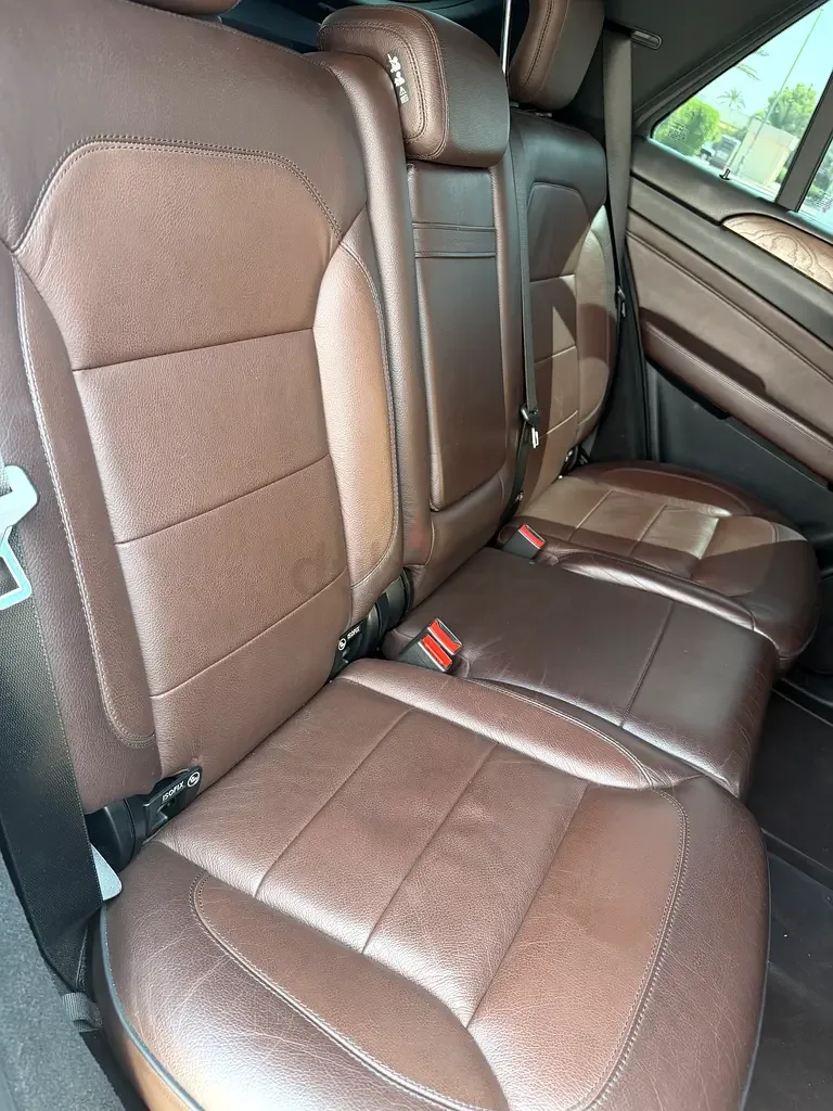 Mercedes-Benz M-Class ML 350 7G-Tronic 4Matic (272 حصان) - 4