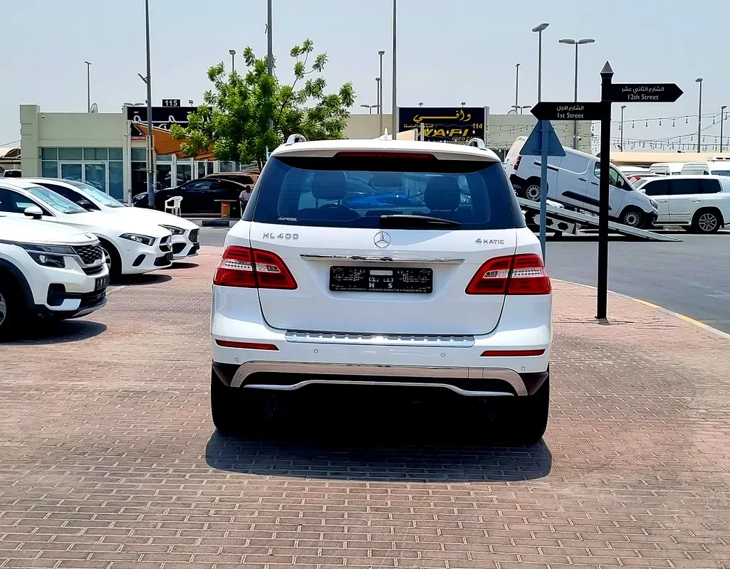 Mercedes-Benz M-Class ML 400 7G-Tronic Plus 4Matic (333 حصان) - 4
