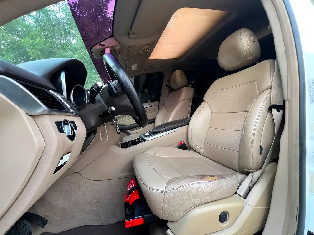 Mercedes-Benz M-Class ML 400 7G-Tronic Plus 4Matic (333 حصان) - 12