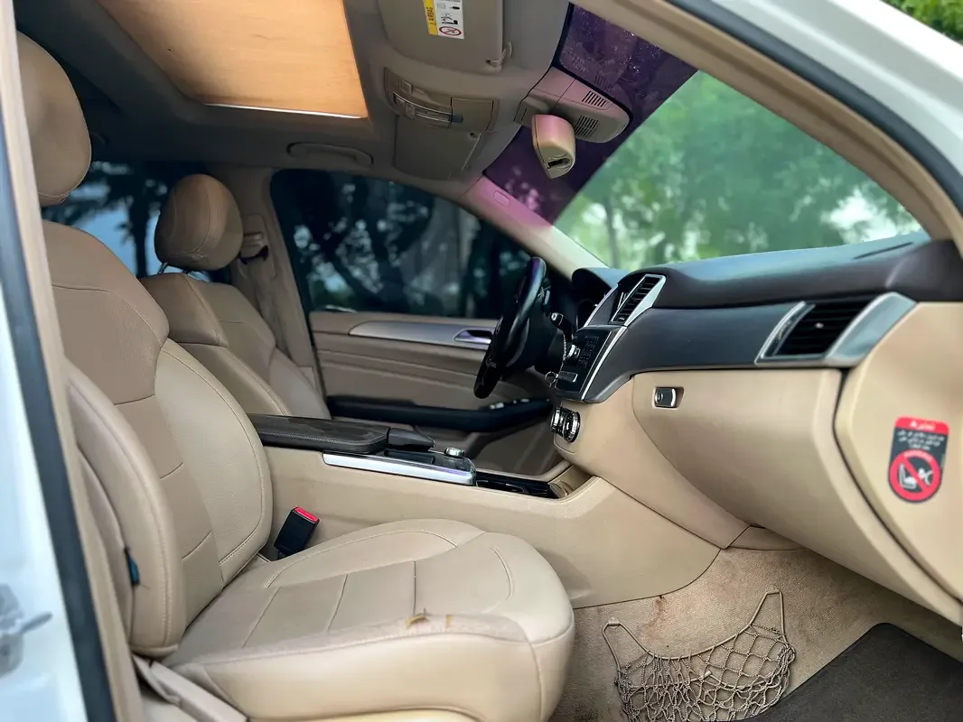 Mercedes-Benz M-Class ML 400 7G-Tronic Plus 4Matic (333 حصان) - 16