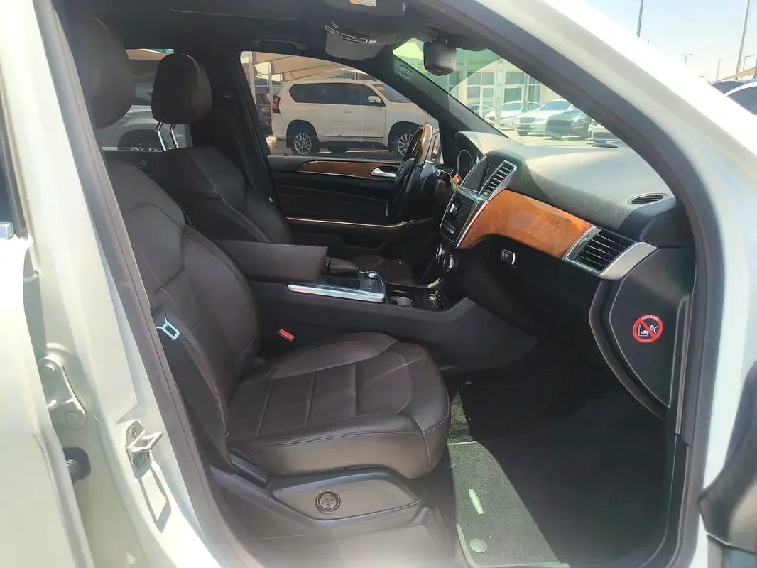 Mercedes-Benz M-Class ML 400 7G-Tronic Plus 4Matic (333 hp) - 16