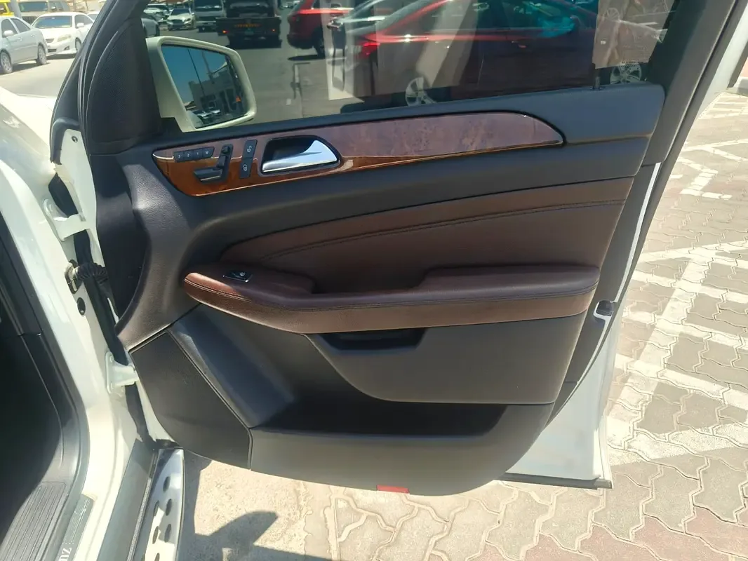 Mercedes-Benz M-Class ML 400 7G-Tronic Plus 4Matic (333 hp) - 19