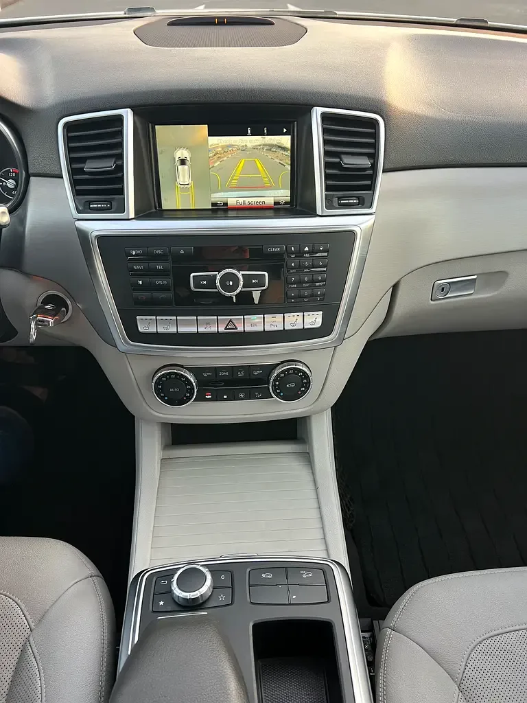 Mercedes-Benz M-Class ML 400 7G-Tronic Plus 4Matic (333 hp) - 11
