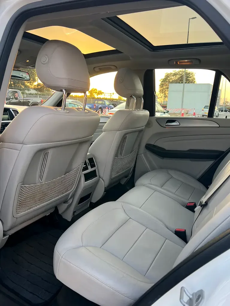 Mercedes-Benz M-Class ML 400 7G-Tronic Plus 4Matic (333 hp) - 15