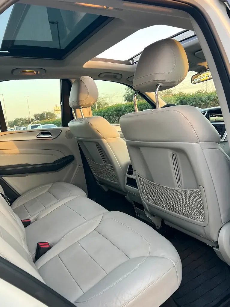 Mercedes-Benz M-Class ML 400 7G-Tronic Plus 4Matic (333 hp) - 16