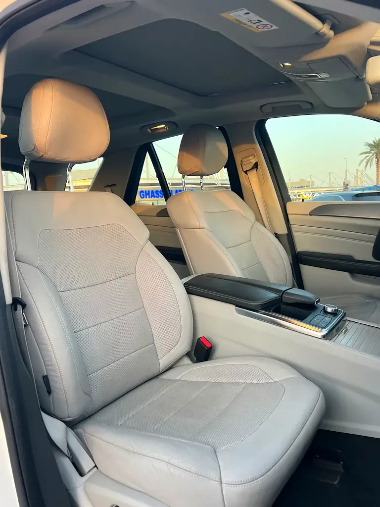Mercedes-Benz M-Class ML 400 7G-Tronic Plus 4Matic (333 hp) - 14