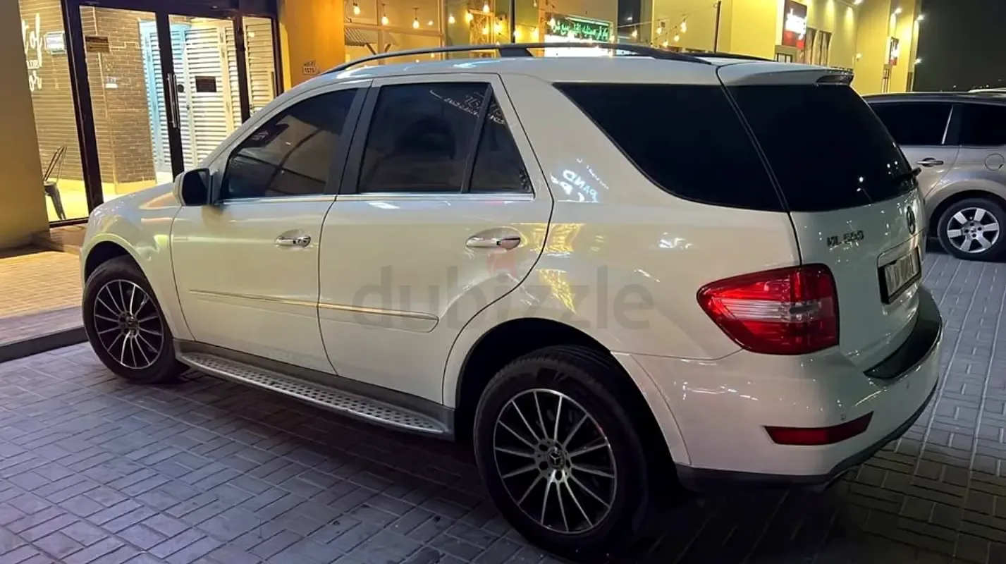 Mercedes-Benz M-Class ML 500 7G-Tronic (388 hp)