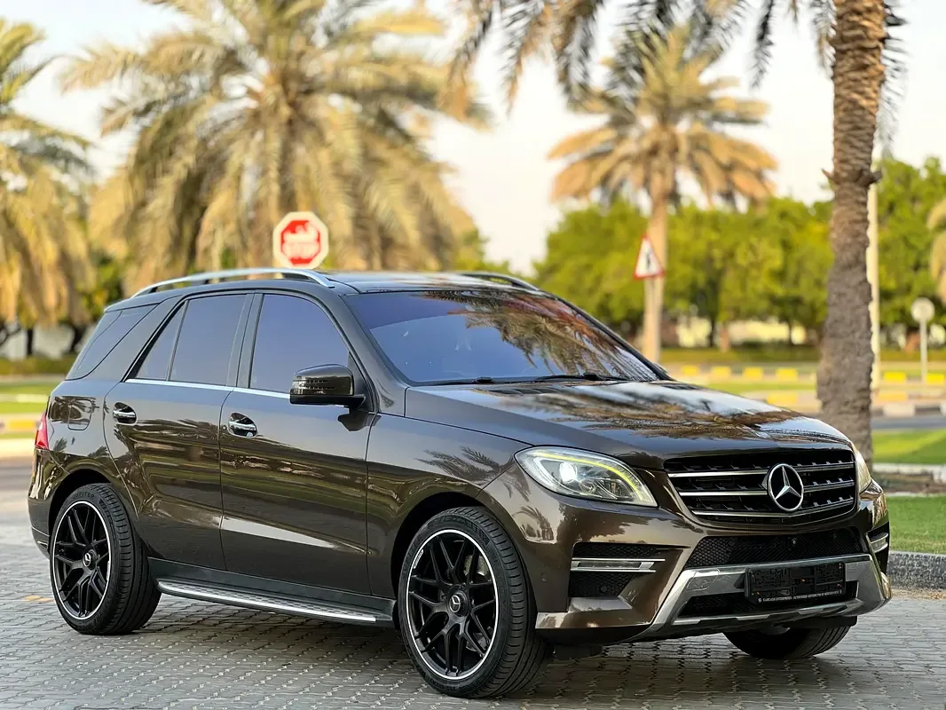 Mercedes-Benz M-Class ML 500 BlueEfficiency 7G-Tronic Plus 4Matic (408 hp)