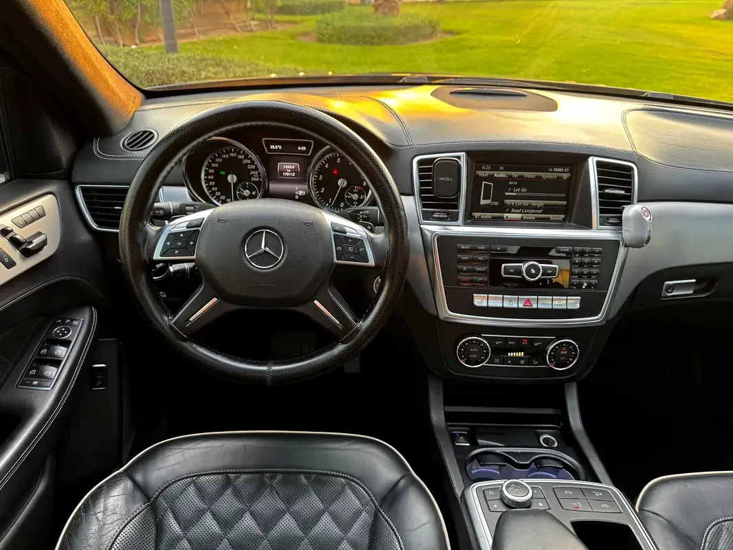 Mercedes-Benz M-Class ML 500 BlueEfficiency 7G-Tronic Plus 4Matic (408 hp) - 8