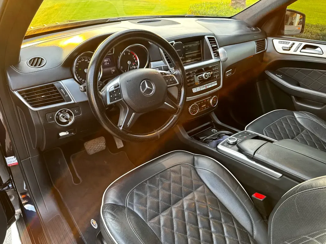 Mercedes-Benz M-Class ML 500 BlueEfficiency 7G-Tronic Plus 4Matic (408 hp) - 7