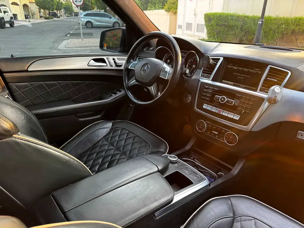 Mercedes-Benz M-Class ML 500 BlueEfficiency 7G-Tronic Plus 4Matic (408 hp) - 9