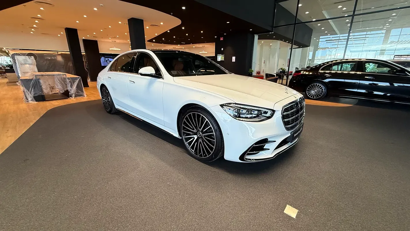 Mercedes-Benz S-Class 3.0 AT AWD (367 hp)