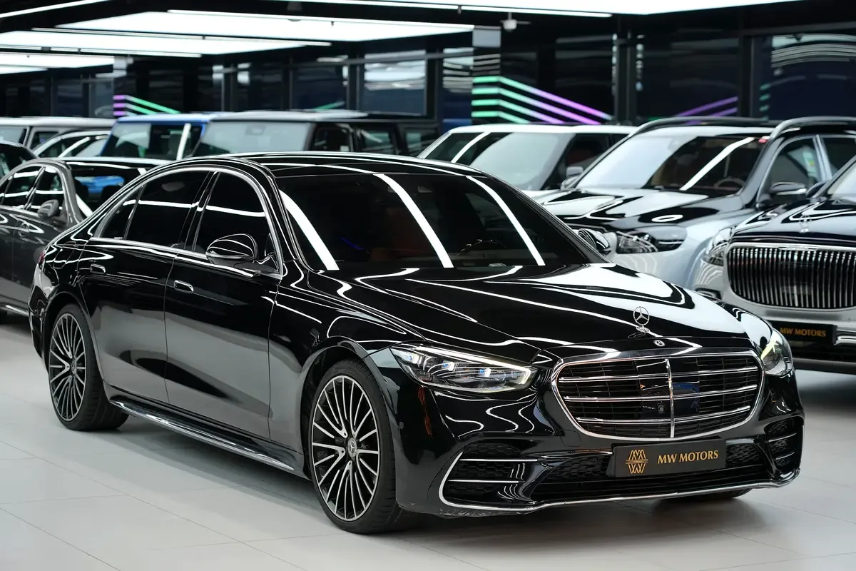 Mercedes-Benz S-Class 4.0 AT 4WD (489 hp)