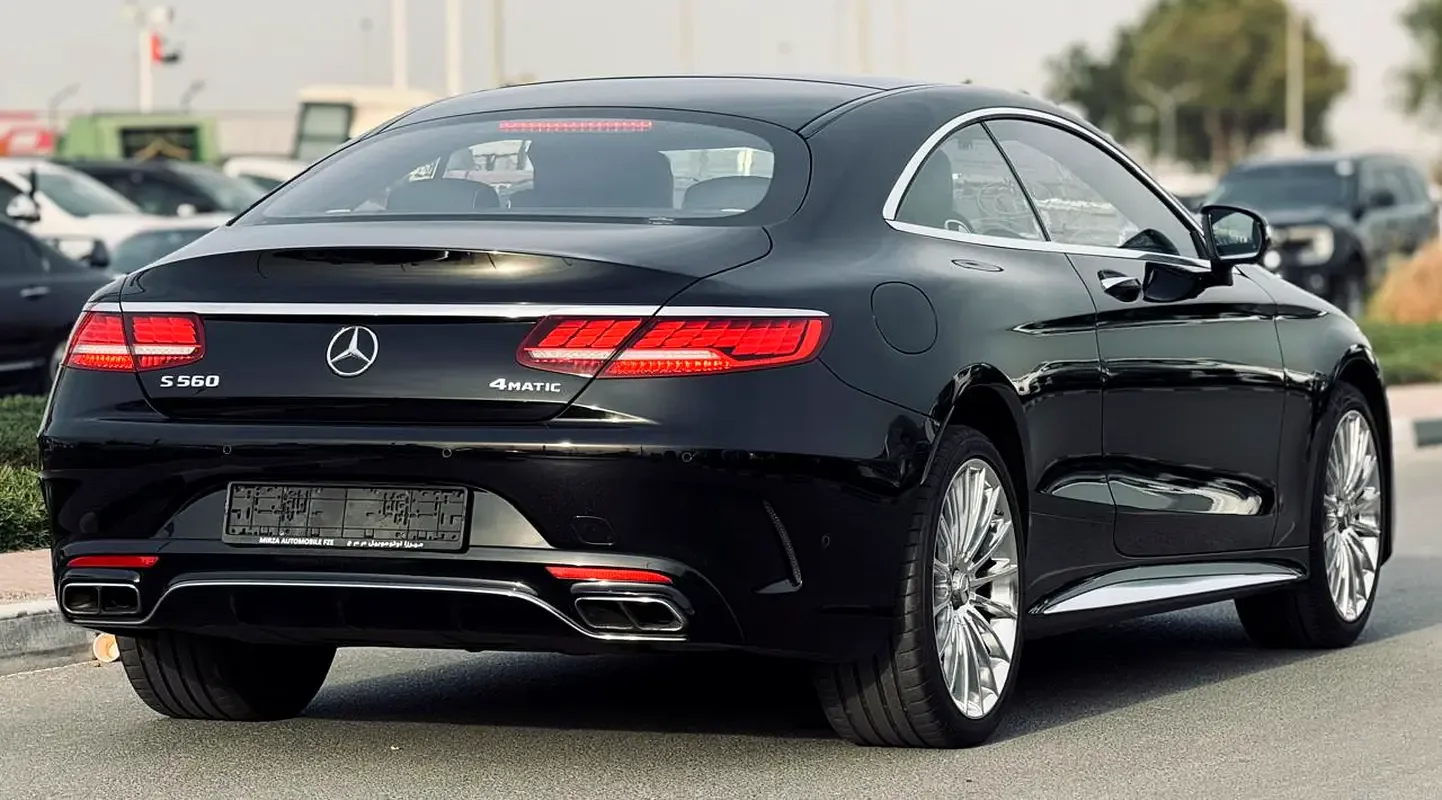 Mercedes-Benz S-Class 560 9G-Tronic 4Matic (469 حصان) - 6