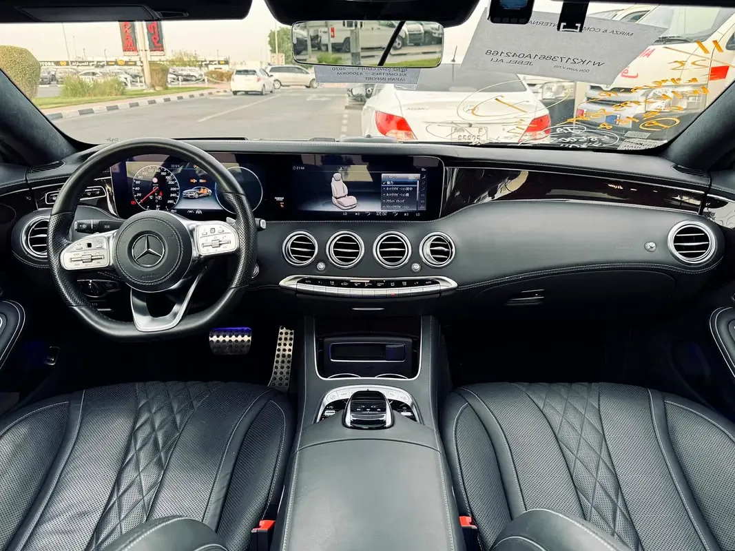 Mercedes-Benz S-Class 560 9G-Tronic 4Matic (469 حصان) - 9