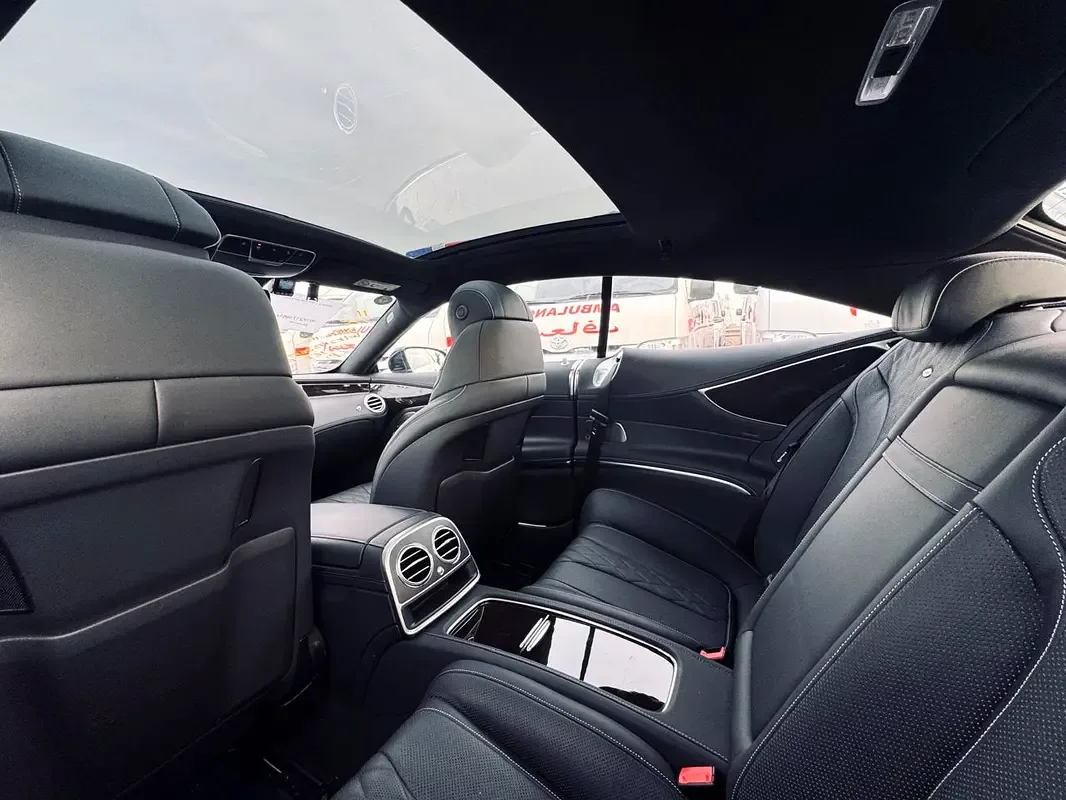 Mercedes-Benz S-Class 560 9G-Tronic 4Matic (469 حصان) - 13