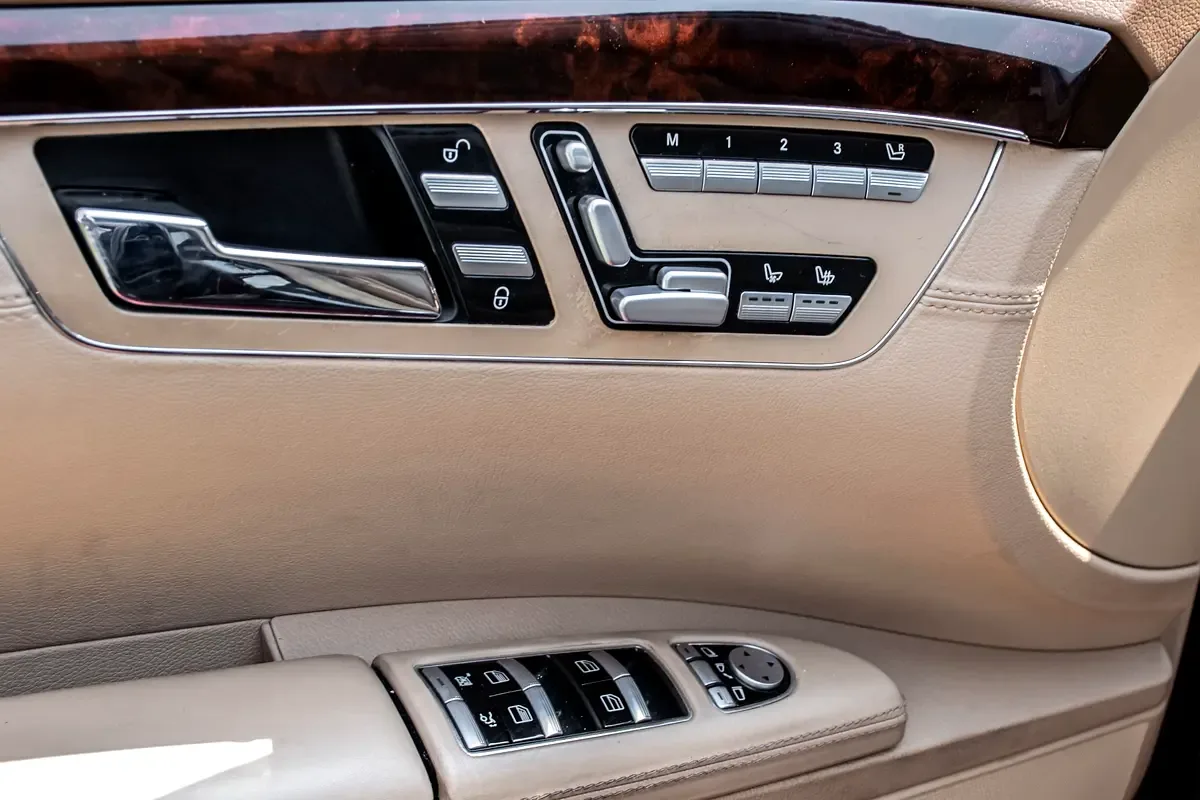 Mercedes-Benz S-Class S 500 BlueEFFICIENCY 7G-Tronic (435 حصان) - 13