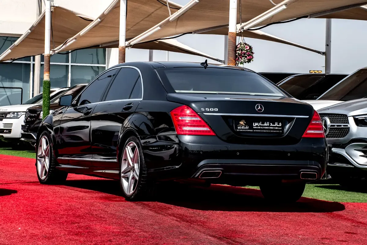 Mercedes-Benz S-Class S 500 BlueEFFICIENCY 7G-Tronic (435 حصان) - 18