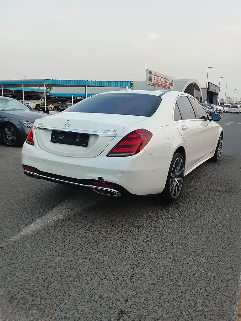 Mercedes-Benz S-Class S 560 9G-Tronic 4Matic long base (469 حصان) - 3