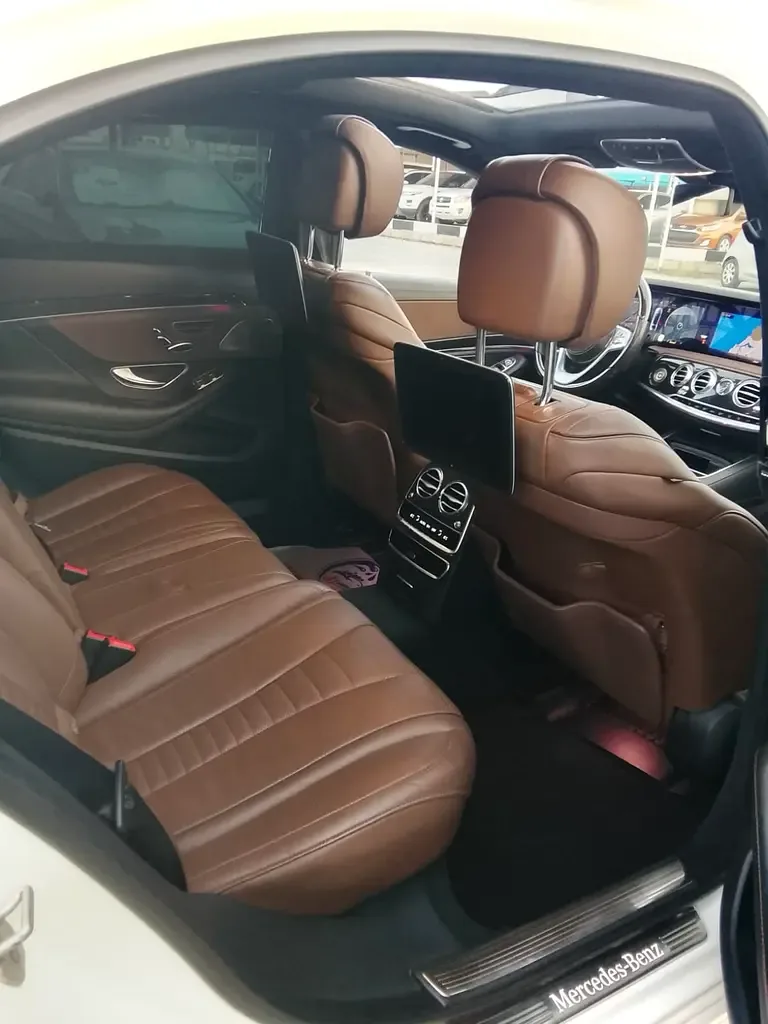 Mercedes-Benz S-Class S 560 9G-Tronic 4Matic long base (469 حصان) - 11