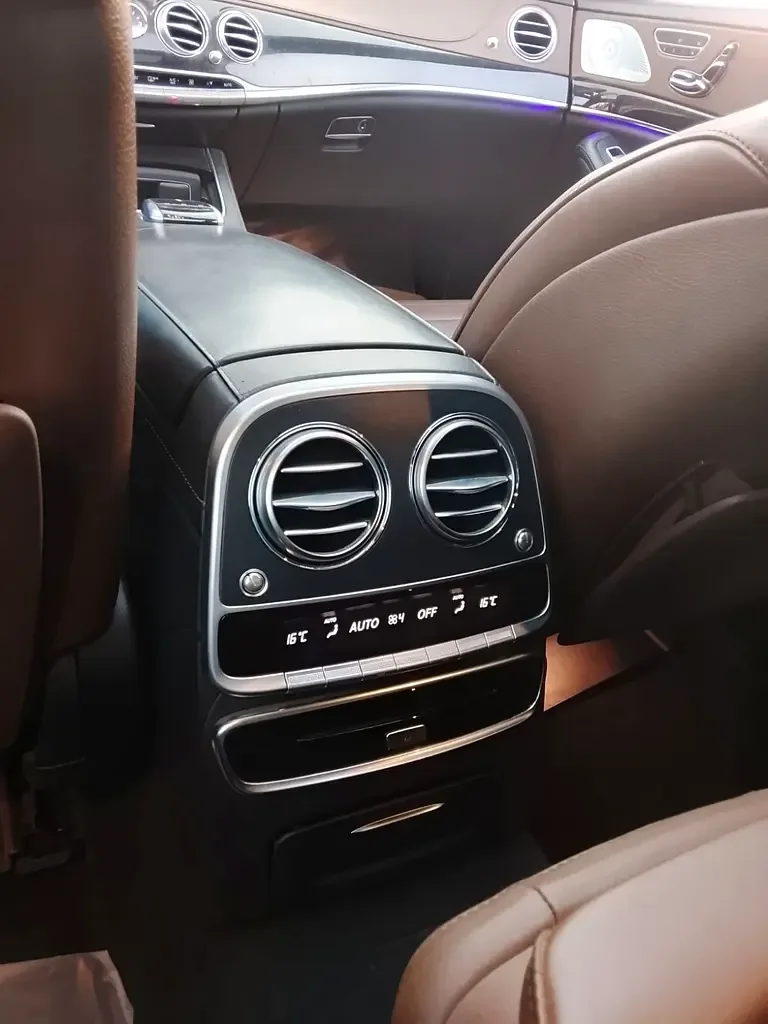 Mercedes-Benz S-Class S 560 9G-Tronic 4Matic long base (469 حصان) - 15