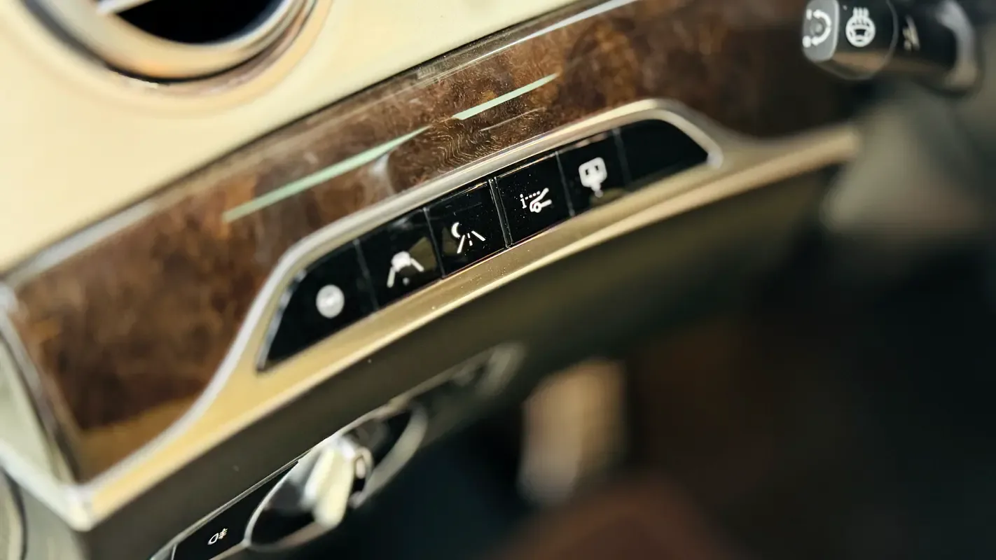Mercedes-Benz S-Class S 560 9G-Tronic 4Matic long base (469 hp) - 11