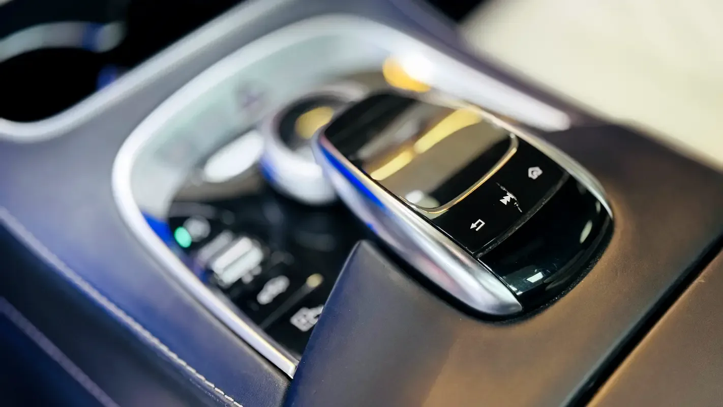 Mercedes-Benz S-Class S 560 9G-Tronic 4Matic long base (469 hp) - 15